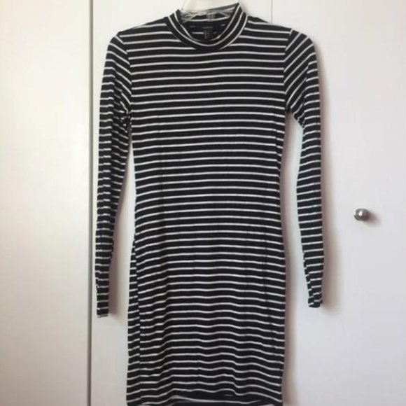 Navy & White stripped soft stretch bodycorn dress - Picture 1 of 1